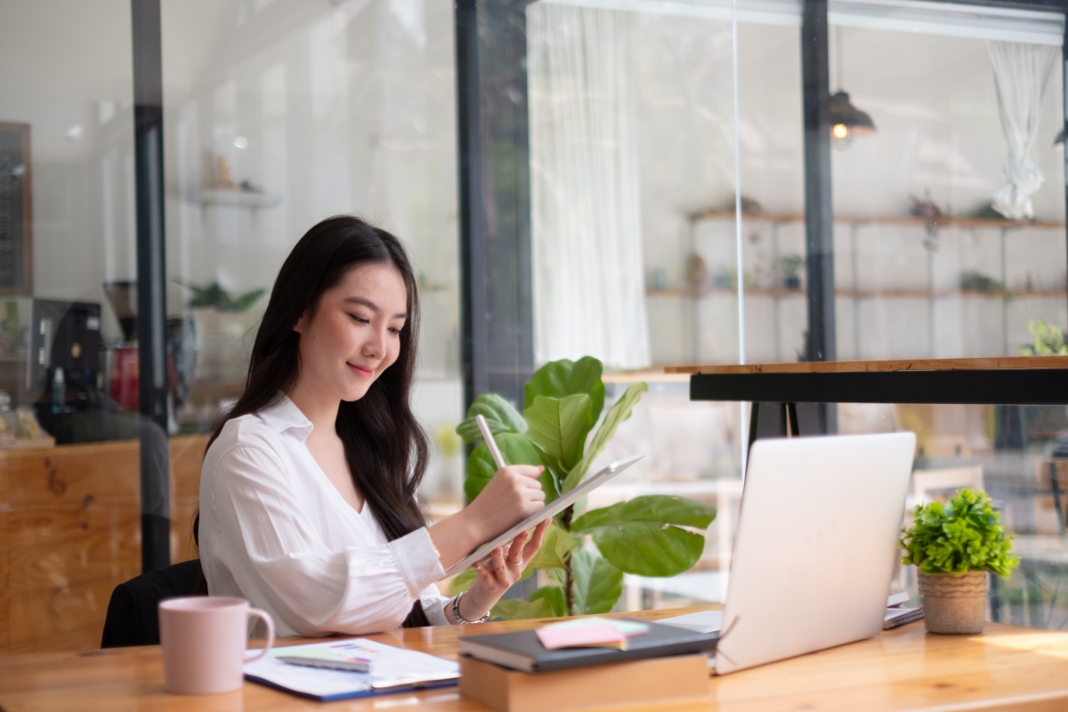 Thế hệ lao động mới mong muốn có không gian làm việc truyền cảm hứng (Ảnh: Shutterstock)