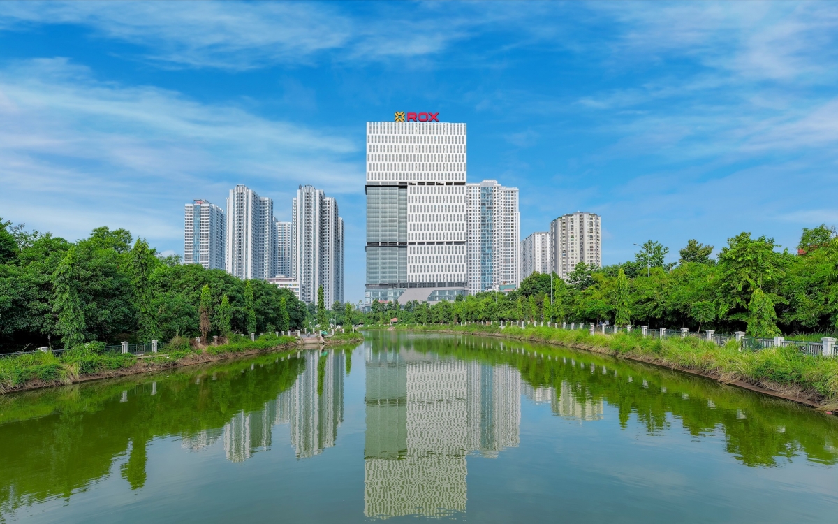 Với ưu thế vị trí và thiết kế hiện đại, Tòa ROX Tower Goldmark City mang đến không gian “Work - Live – Enjoy” cho thế hệ nhân sự ưu tiên trải nghiệm