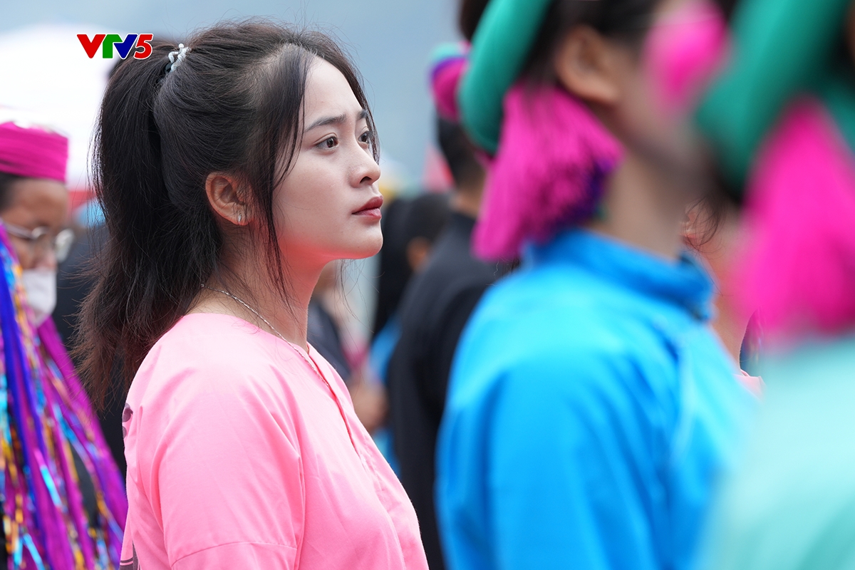 Hoàng Phương Thủy – Hoa khôi giải