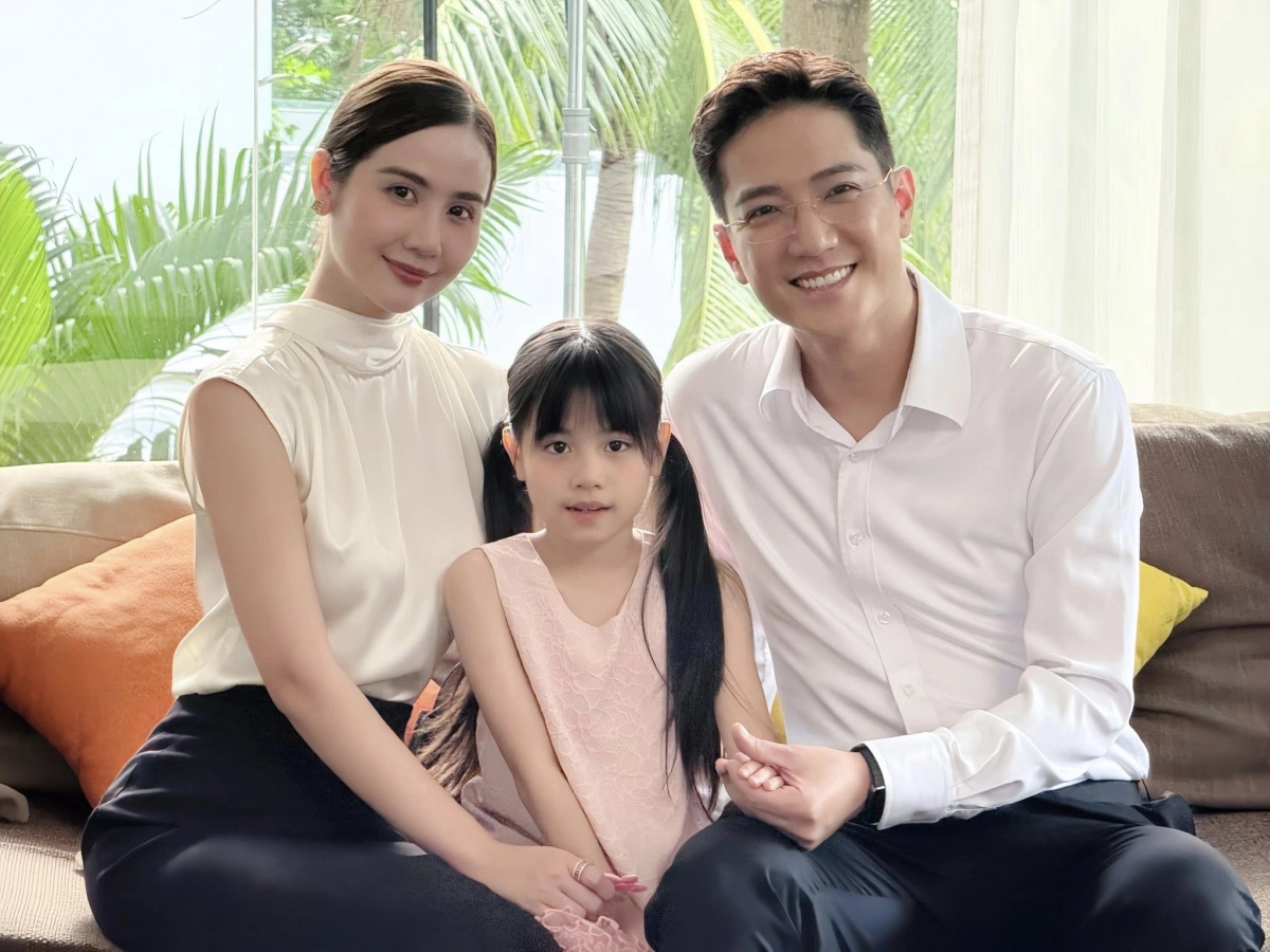 Chí Nhân và Phan Minh Huyền trong "Cách em 1 milimet"