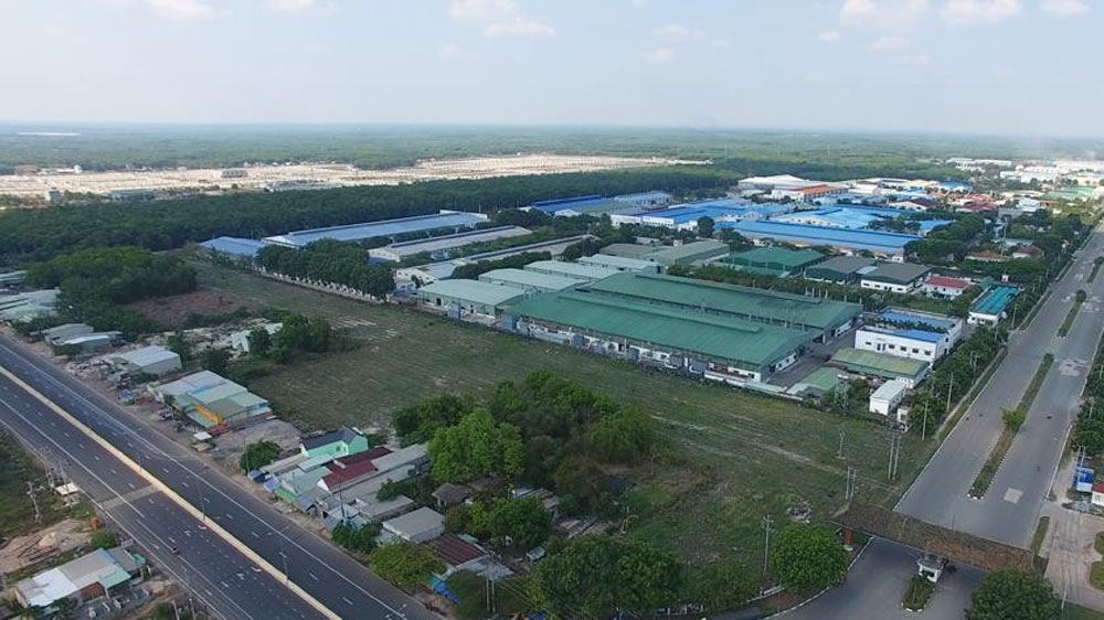 Nhiều khu công nghiệp quy hoạch, thu hồi đất nhưng nay bỏ hoang gây lãng phí (ảnh: ĐC)