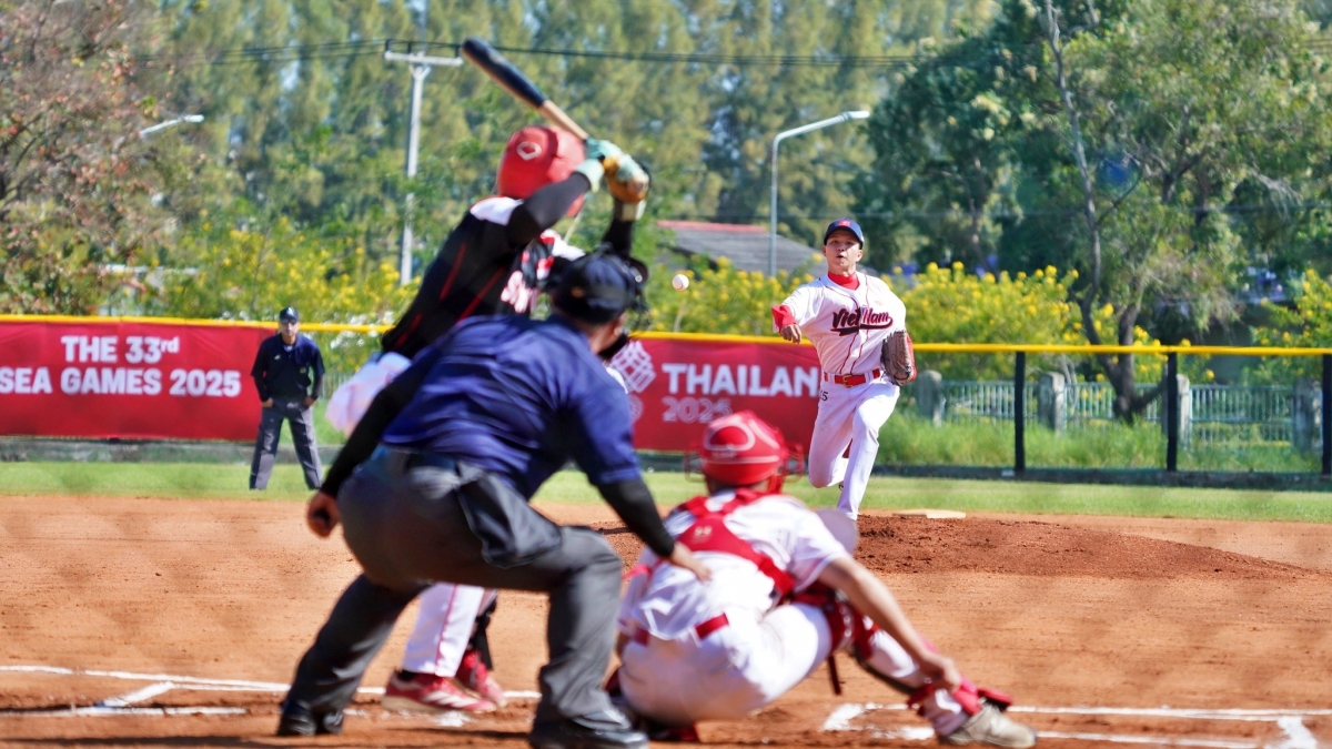 ĐT bóng chày Việt Nam thua tiếc nuối ĐT bóng chày Singapore. (Ảnh: BBAT)