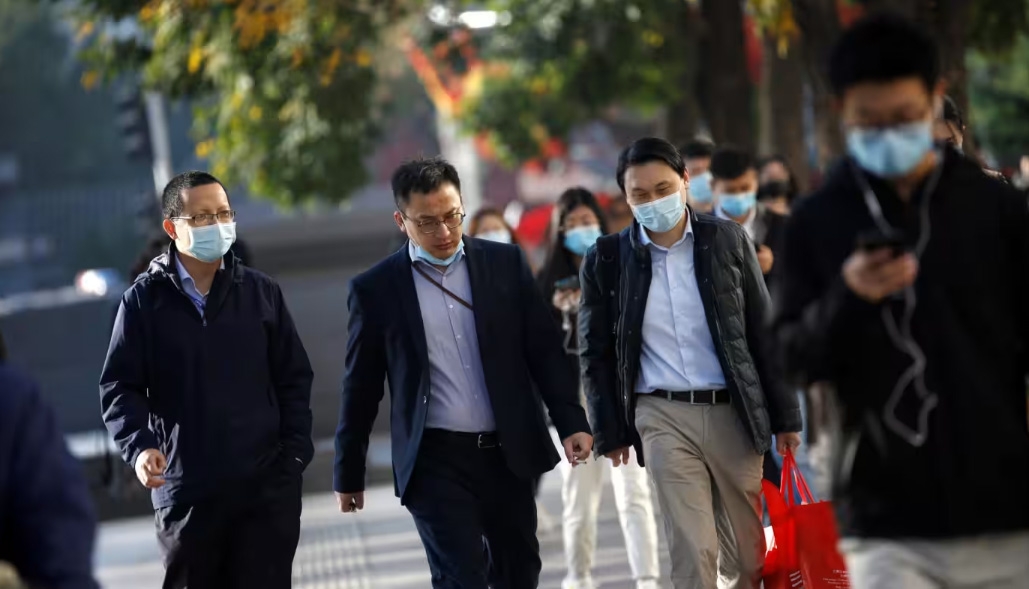 Độ tuổi lao động trung bình của Trung Quốc sắp chạm ngưỡng 40. Ảnh minh họa: Reuters