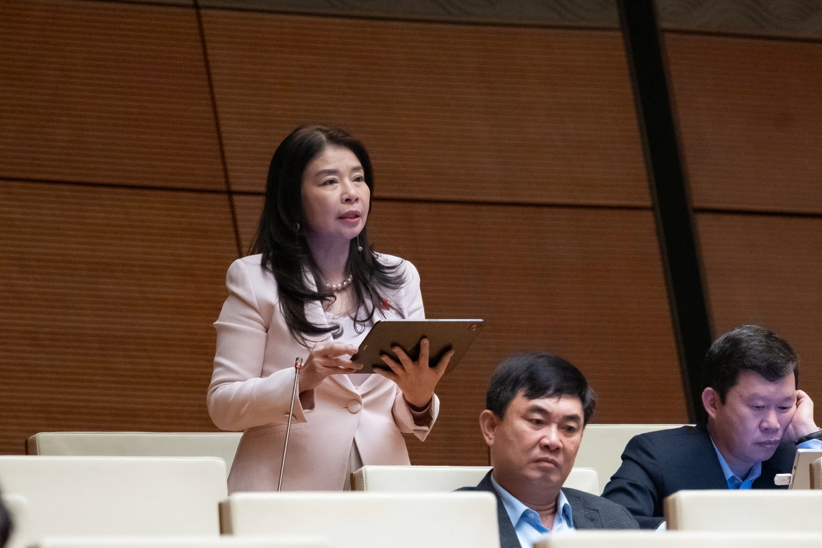 ĐBQH Lê Thu Hà - Lào Cai. Ảnh Quốc hội