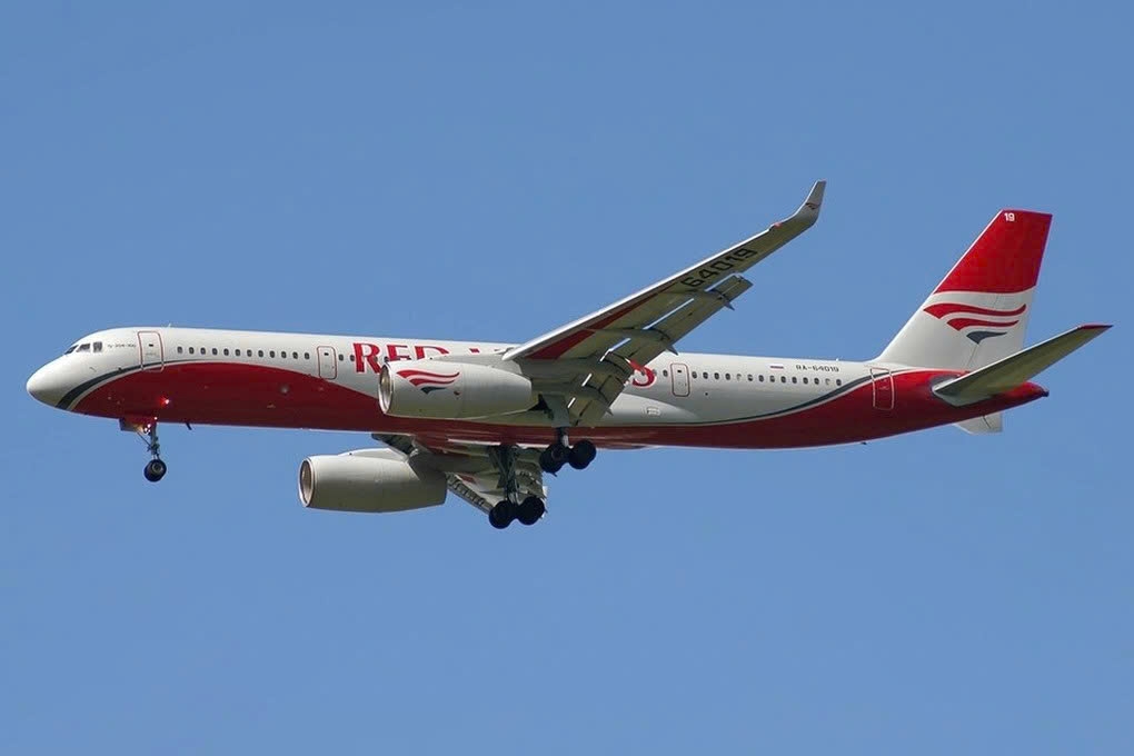 Một máy bay của hãng Red Wings Airlines. (Ảnh minh họa: Wikipedia)