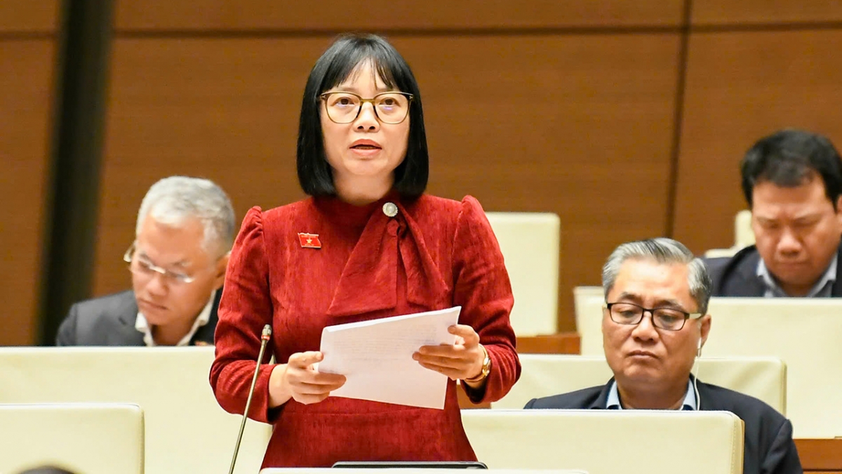 Đại biểu Nguyễn Thị Việt Nga (đoàn Hải Phòng)