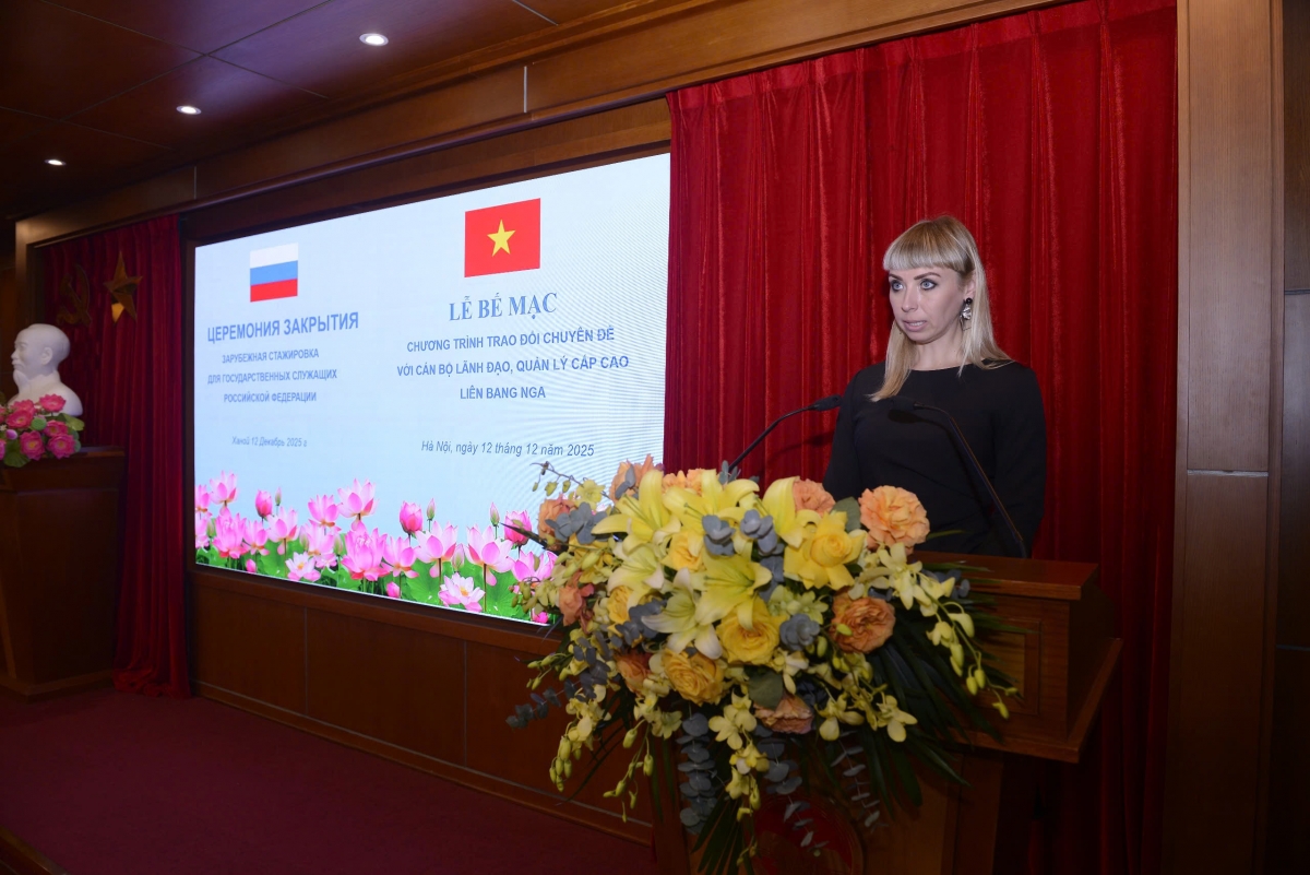 Đại diện học viên phát biểu