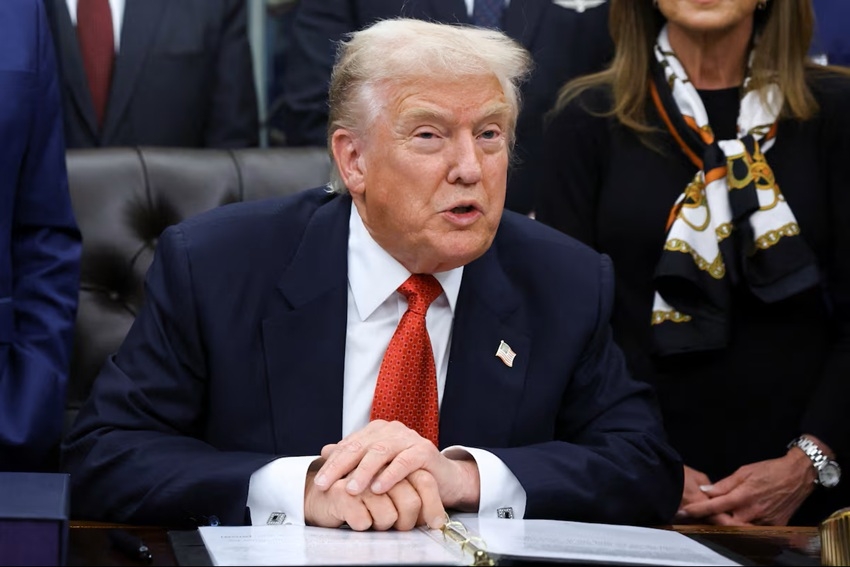 Nhà Trắng công bố Chiến lược An ninh Quốc gia mới của Tổng thống Donald Trump trong đó việc bình thường hóa quan hệ với Nga là lợi ích cốt lõi của Mỹ. Ảnh: Reuters