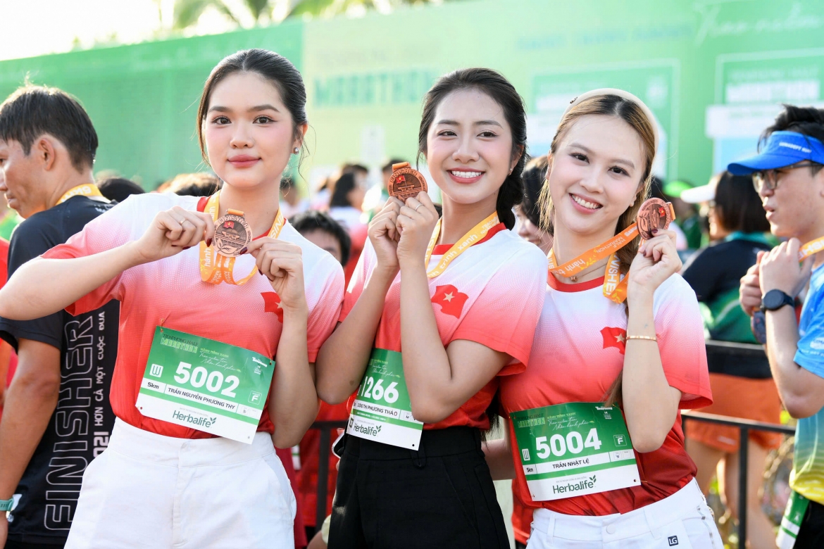 Niềm vui về đích.