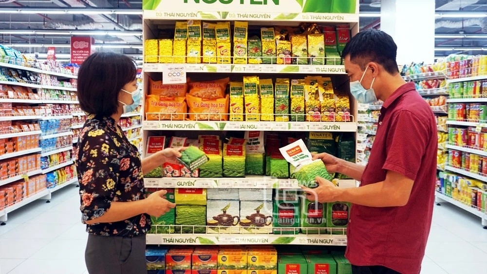 Sản phẩm trà OCOP được bày bán tại siêu thị GO! TP. Thái Nguyên. (Ảnh: Báo Thái Nguyên)