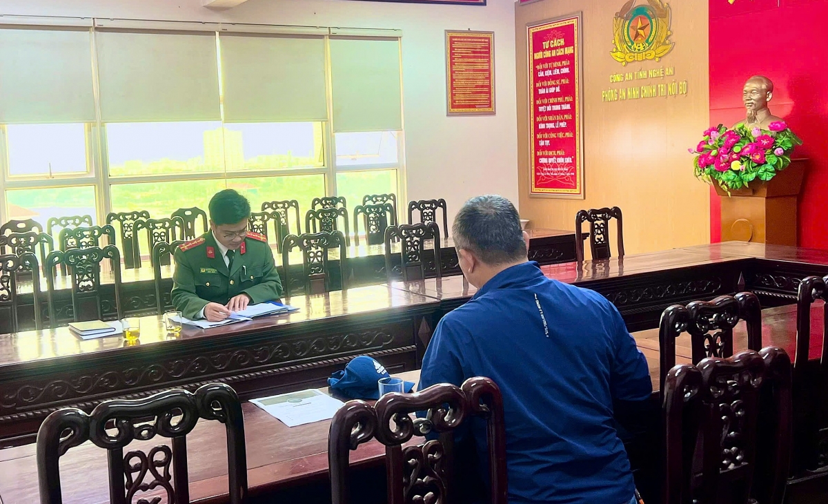 Chủ tài khoản facebook N.S.G. làm việc tại cơ quan Công an. (Ảnh: HT).