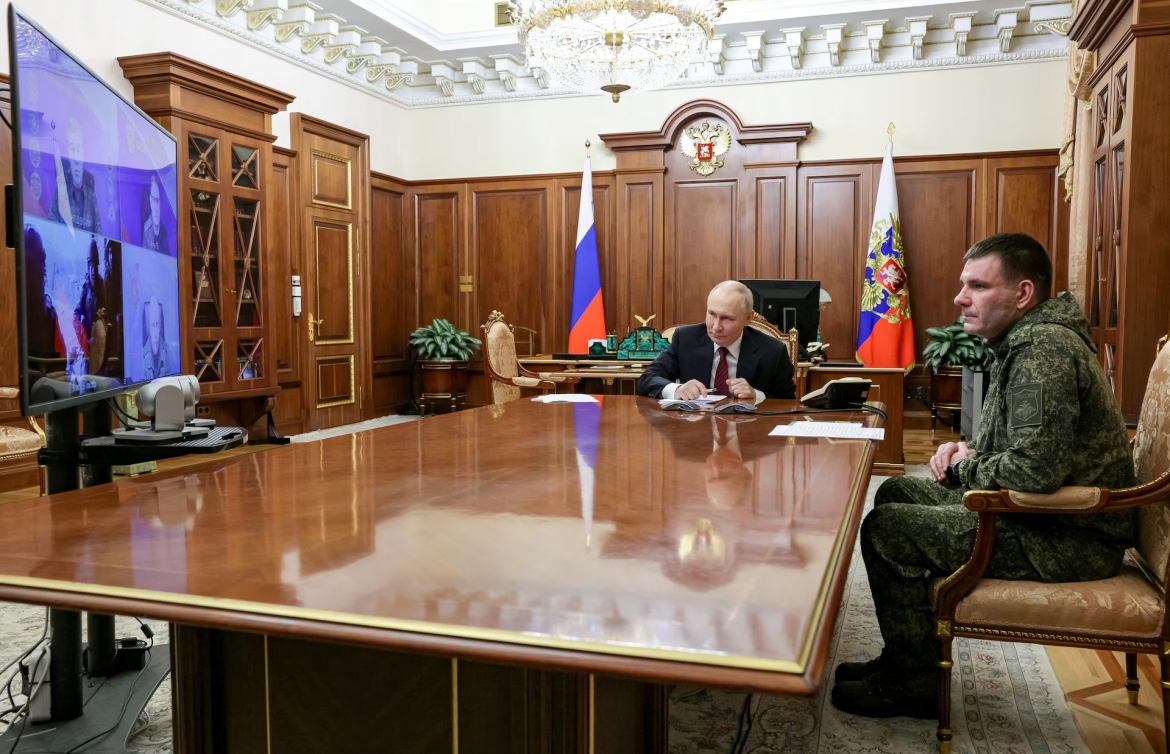 Tổng thống Vladimir Putin dự họp trực tuyến về tình hình chiến sự Nga – Ukraine, tại Điện Kremlin ngày 11/12/2025. Ảnh: Sputnik/Reuters