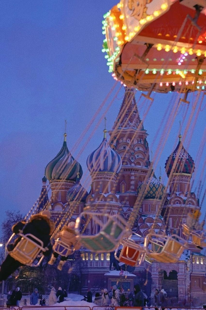Quảng trường Đỏ ở Moscow lung linh trong dịp Năm mới 2026.