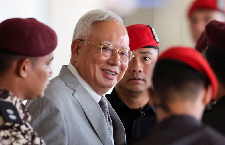 Cựu Thủ tướng Malaysia Najib Razak hôm 22/12/2025. (Ảnh: Reuters)