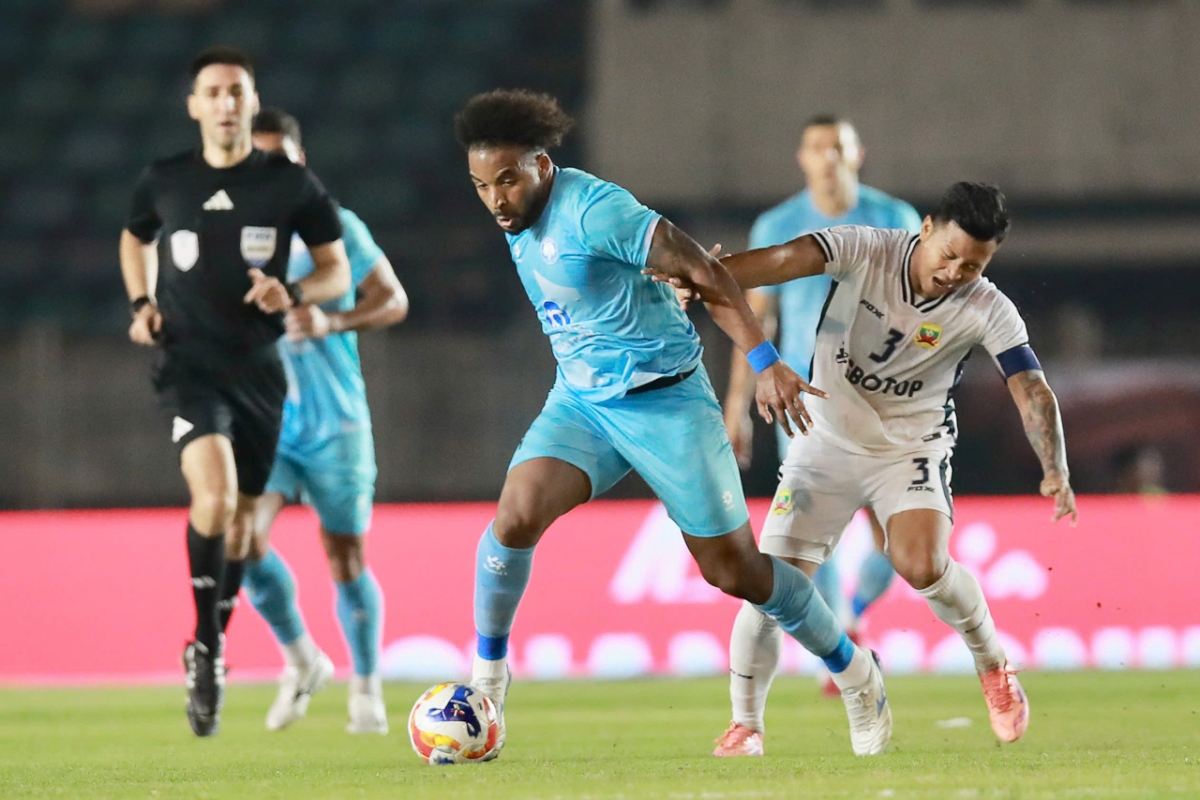 Xuân Son có một trận đấu quá ấn tượng.