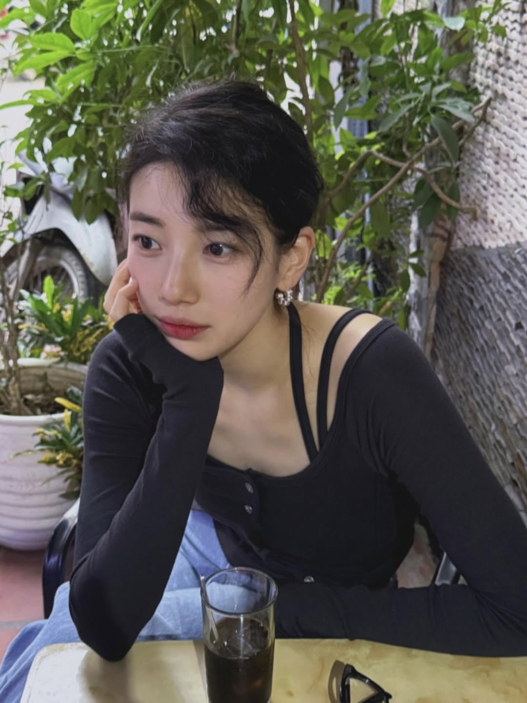 Hình ảnh Suzy chụp tại Việt Nam (Ảnh: IGNV)