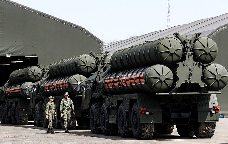 Tổ hợp phòng không S-400 của Nga. Ảnh: Tass