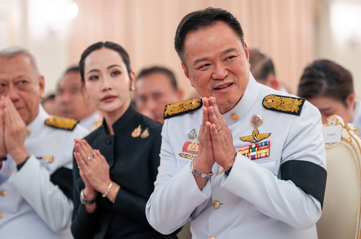 Thủ tướng lâm thời của Thái Lan Anutin Charnvirakul. Ảnh: Reuters