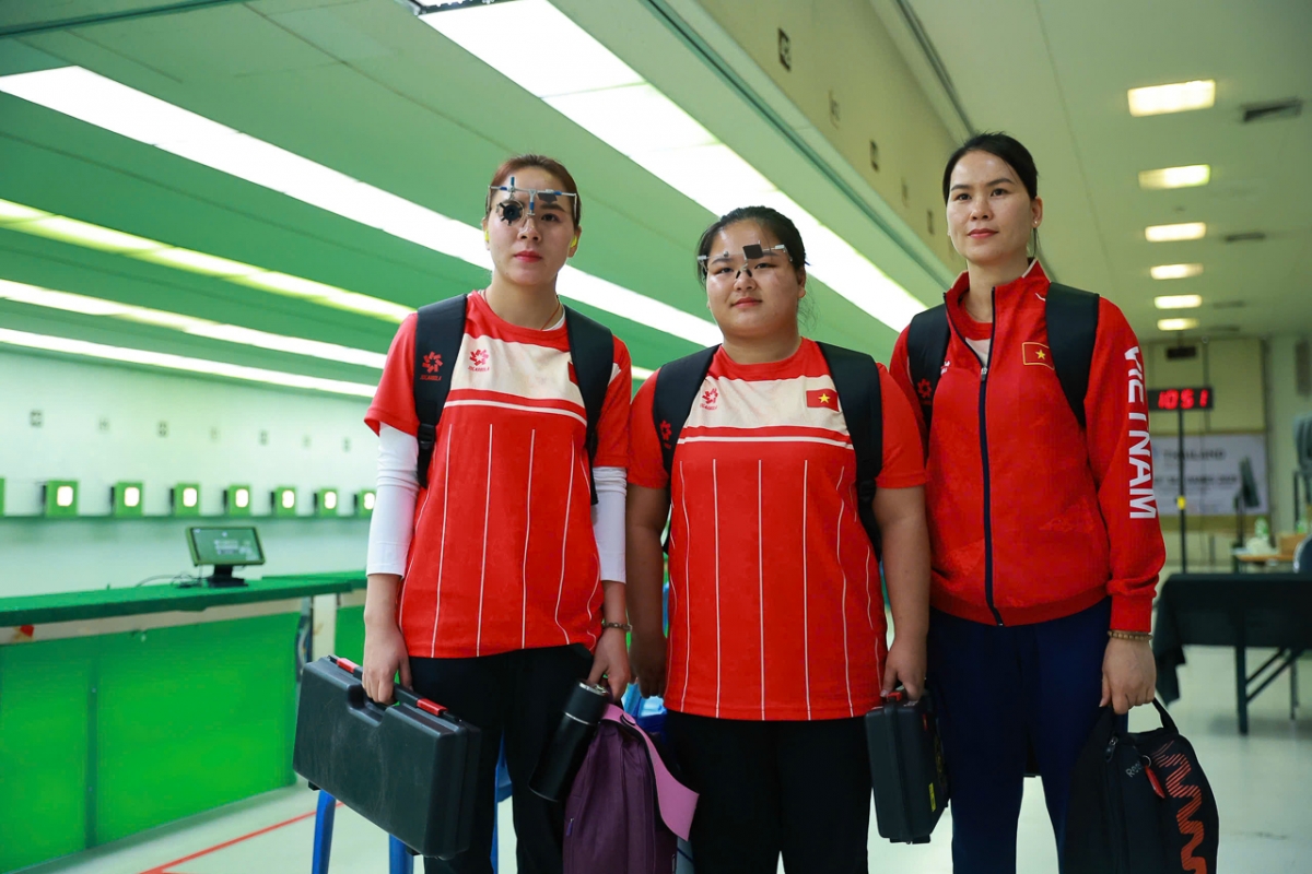 Ba VĐV bắn súng Việt Nam giành HCV và phá kỷ lục SEA Games (Ảnh: Quý Lượng)