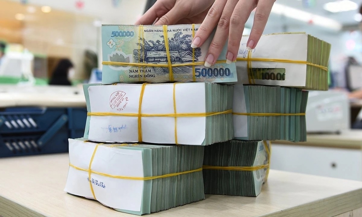Thu ngân sách nhà nước vượt 1,1 triệu tỷ đồng sau 4 tháng. Ảnh minh họa: KT