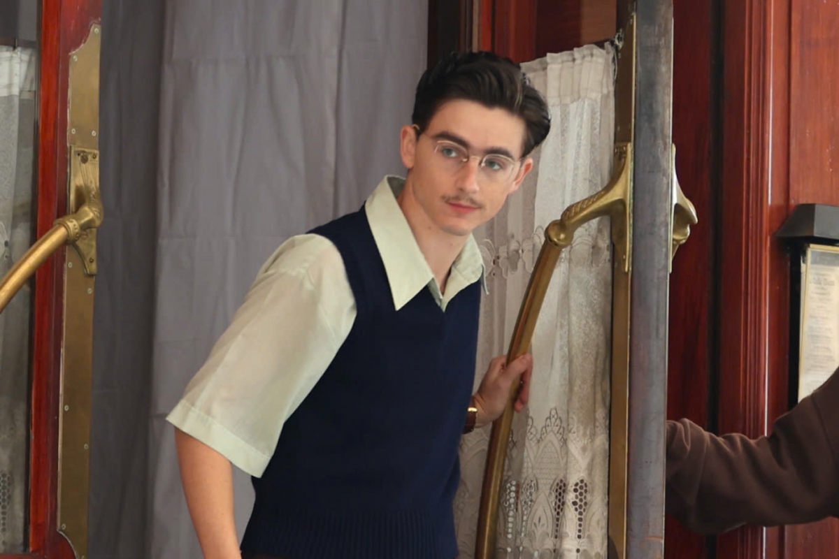 “Marty Supreme” được giới mộ điệu đánh giá là bộ phim thể thao có phong cách thời trang ấn tượng nhất năm. (Ảnh: A24)