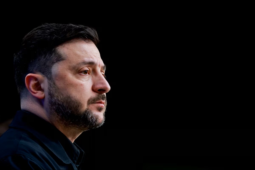 Tổng thống Zelensky cáo buộc Nga lợi dụng lãnh thổ Belarus để vượt qua phòng tuyến Ukraine. Ảnh: Reuters