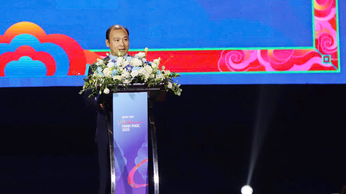 Thứ trưởng thường trực Bộ VHTTDL Lê Hải Bình phát biểu tại Lễ trao Giải thưởng thường niên về quyền con người “Việt Nam hạnh phúc - Happy Vietnam 2025”. (Ảnh: BTC)