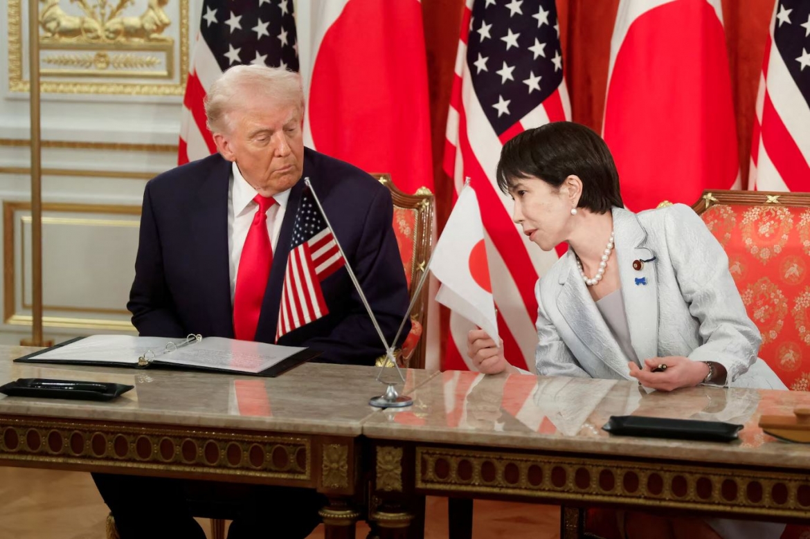 Tổng thống Mỹ Donald Trump và Thủ tướng Nhật Bản Takaichi Sanae. Ảnh: Reuters