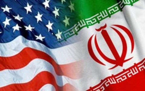 Quốc kỳ hai nước Mỹ và Iran. Ảnh: Internet