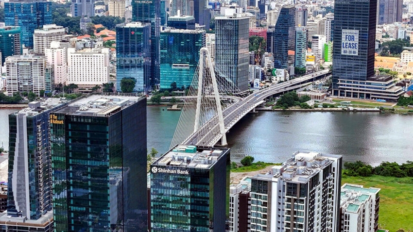 Tại TP.HCM, TTTC bao trùm trên diện tích gần 900 ha, với khoảng 1.000 tòa nhà cao tầng đủ điều kiện hoạt động