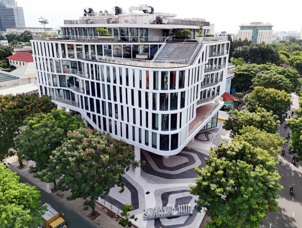 Giai đoạn đầu, trụ sở bộ phận điều phối của TTTTC quốc tế TP.HCM đặt tại tầng 6, số 123 Trương Định, là Trung tâm khởi nghiệp sáng tạo