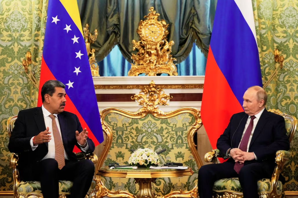 Tổng thống Nga Vladimir Putin tham dự cuộc gặp với người đồng cấp Venezuela Nicolas Maduro tại Điện Kremlin ở Moscow, Nga, ngày 7/5. Ảnh: Reuters