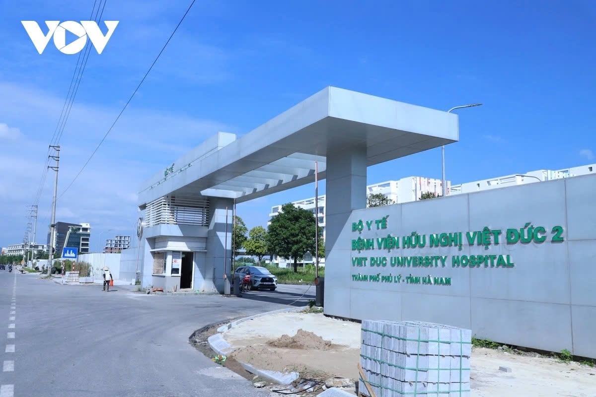 Dự án bệnh viện Hữu nghị Việt Đức cơ sở 2 là một trong những dự án điển hình đã được Thanh tra Chính phủ phát hiện sai phạm, thất thoát tài sản lớn, sau đó chuyển hồ sơ sang cơ quan điều tra. 