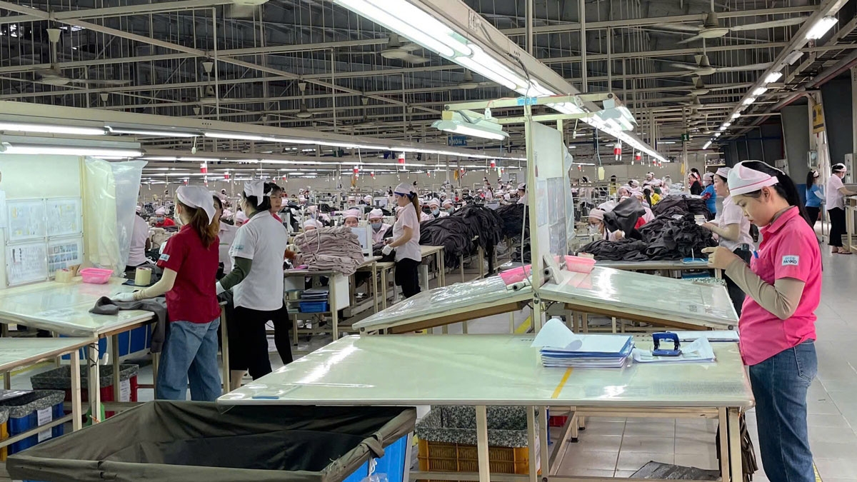 Người lao động công ty trở lại làm việc sau 2 ngày tạm ngưng đòi quyền lợi 