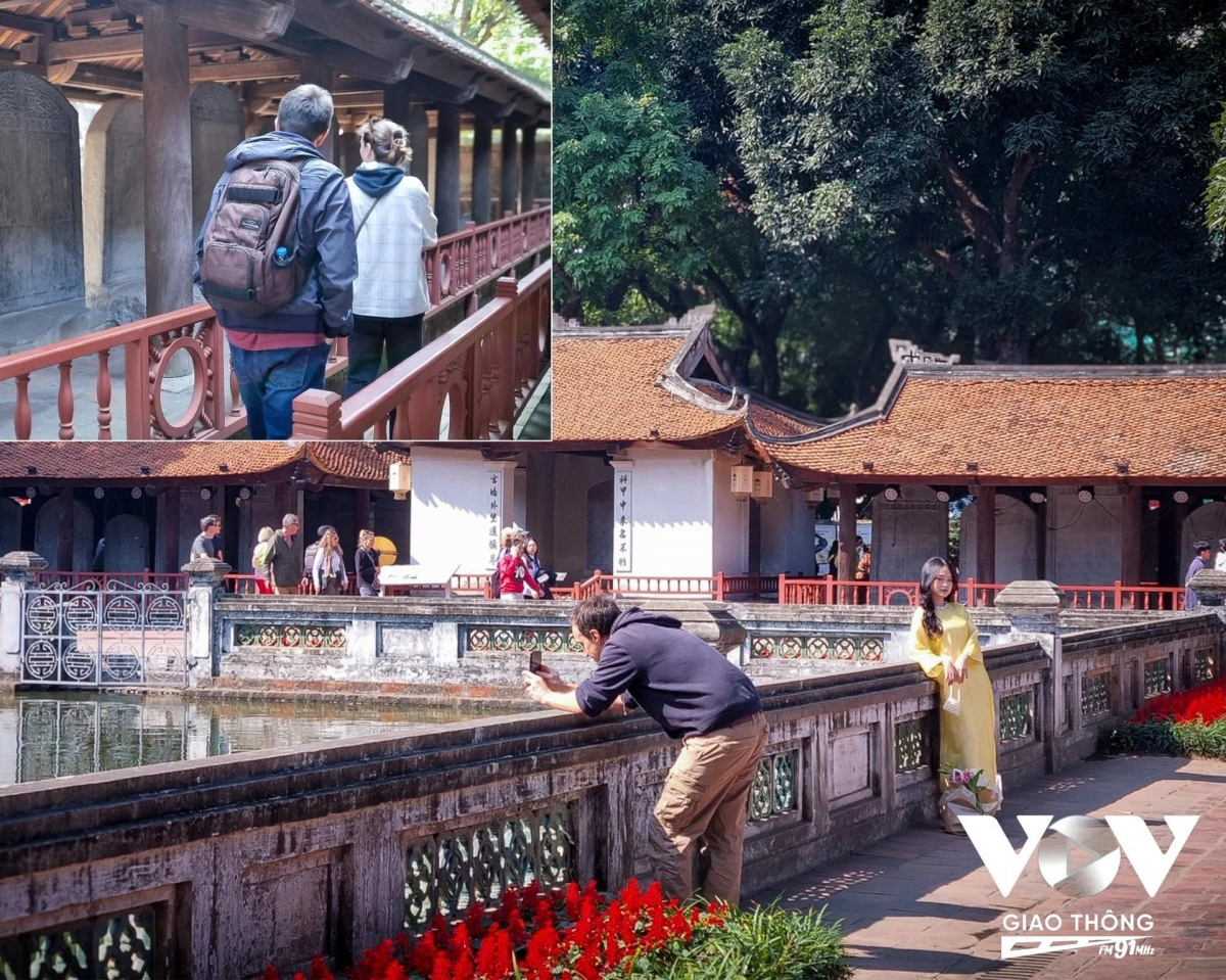 Còn đối với du khách nước ngoài, anh Clone chia sẻ: “Hôm nay là một ngày nắng đẹp, cảnh vật nơi đây dịu mắt, có nhiều cây xanh và mang đậm dấu ấn lịch sử, tôi cũng thấy rất nhiều bạn nữ diện áo dài truyền thống xinh xắn khiến cho không gian thêm náo nhiệt, mang không khí lễ hội năm mới”.