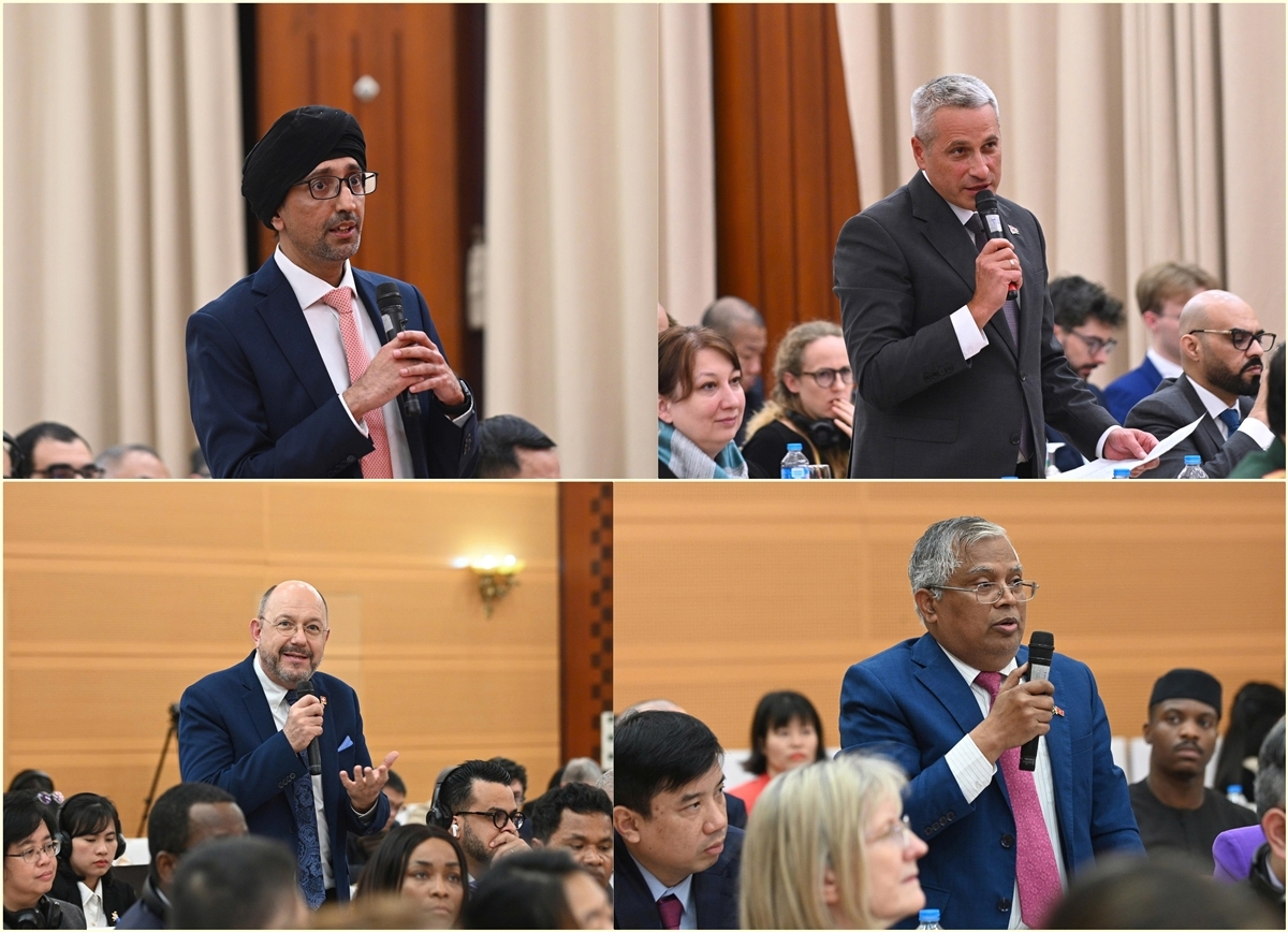 Đại sứ, Trưởng các cơ quan ngoại giao các nước, các tổ chức quốc tế tại Việt Nam chúc mừng thành công của Đại hội XIV