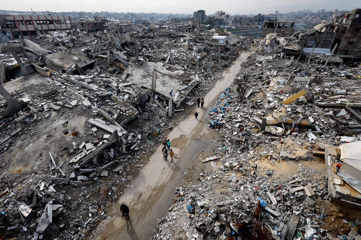 Cảnh tượng đổ nát ở phía Bắc dải Gaza. Ảnh: Reuters