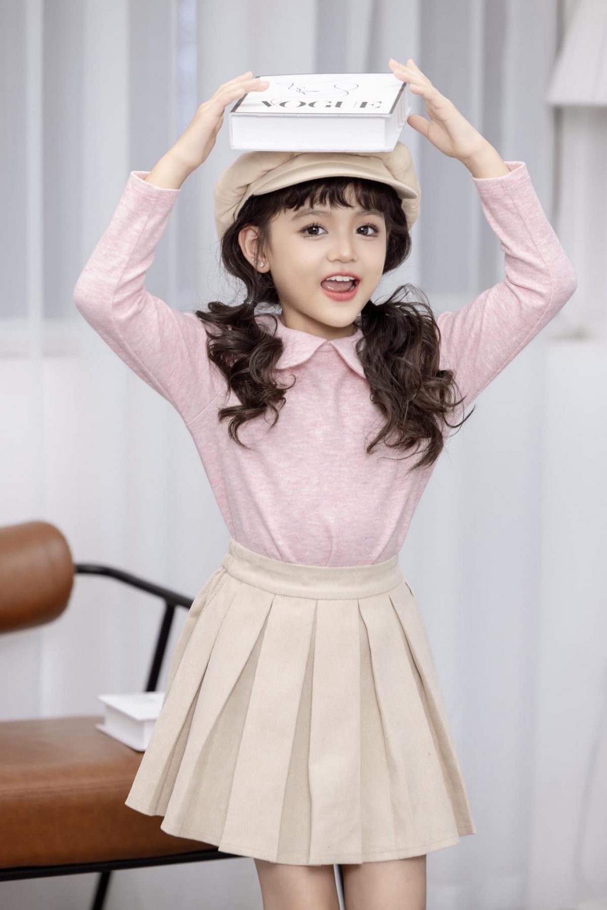 Bên cạnh việc đóng phim, An Nhiên còn làm người mẫu nhí, đóng quảng cáo cho một số thương hiệu thời trang trẻ em. Sở hữu gương mặt xinh xắn, thần thái tự tin, An Nhiên được kỳ vọng sẽ là lứa diễn viên nhí tỏa sáng trên màn ảnh nhỏ trong tương lai.