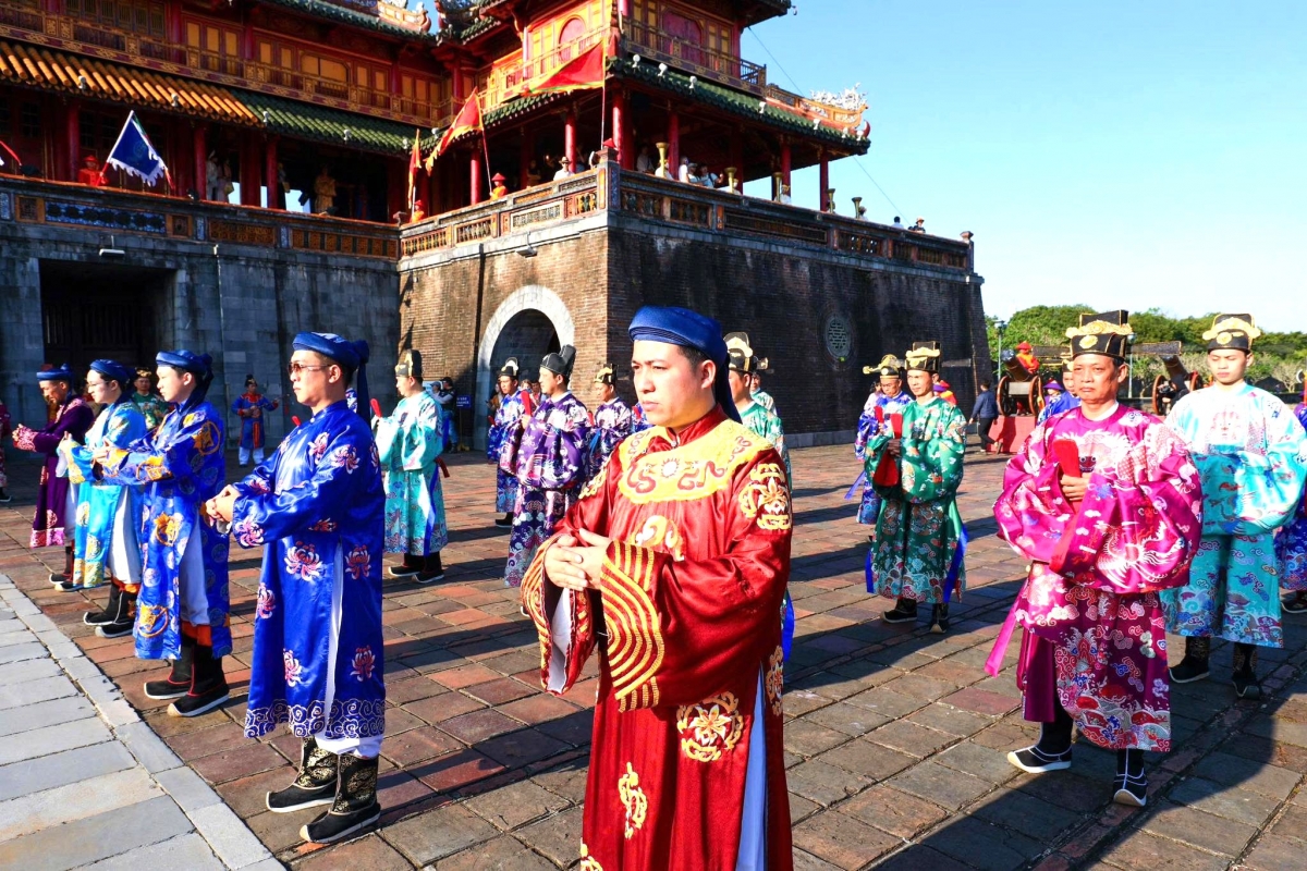 Tái hiện Lễ Ban Sóc triều Nguyễn