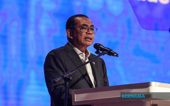 Bộ trưởng Quốc phòng Malaysia Mohamed Khaled Nordin phát biểu ngày 12/1. Nguồn: Bernama