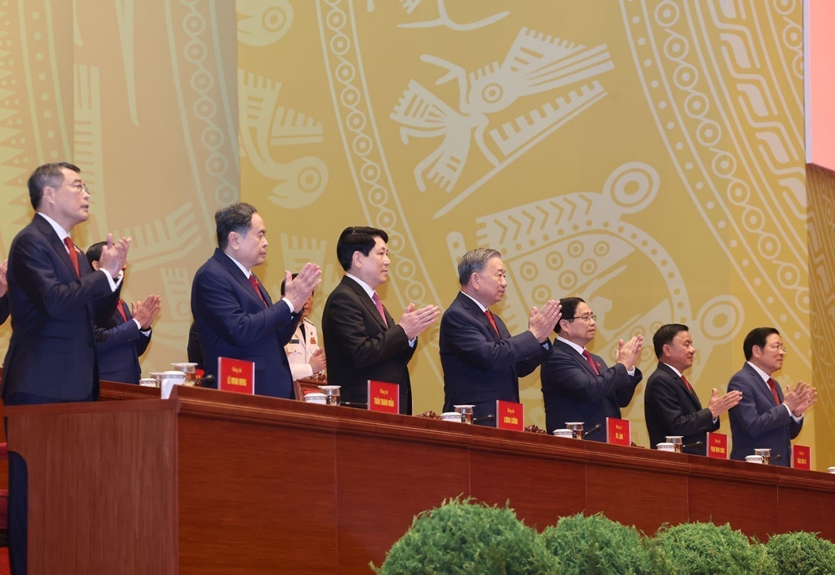 Các đồng chí lãnh đạo Đảng, Nhà nước tham gia Đoàn Chủ tịch Đại hội. (Ảnh: TTXVN)