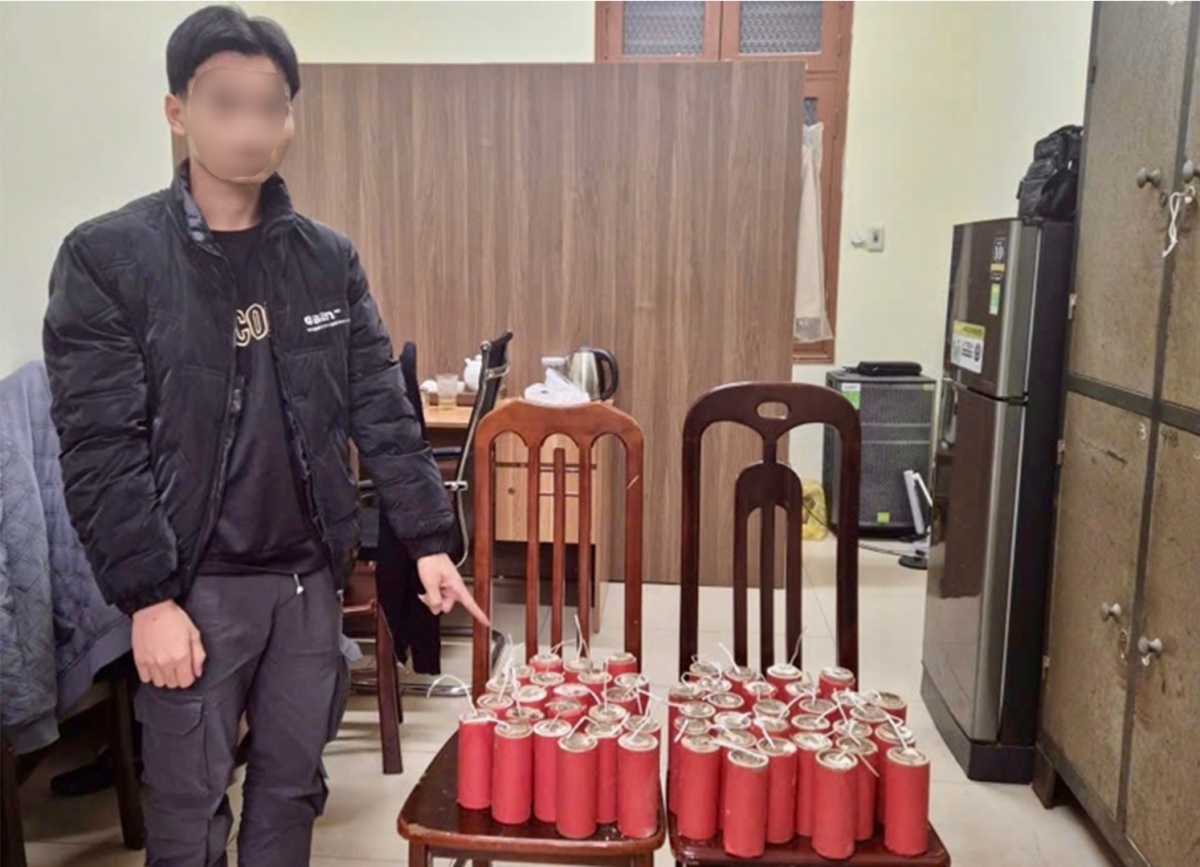 Đối tượng Vũ Xuân Trường cùng tang vật bị thu giữ