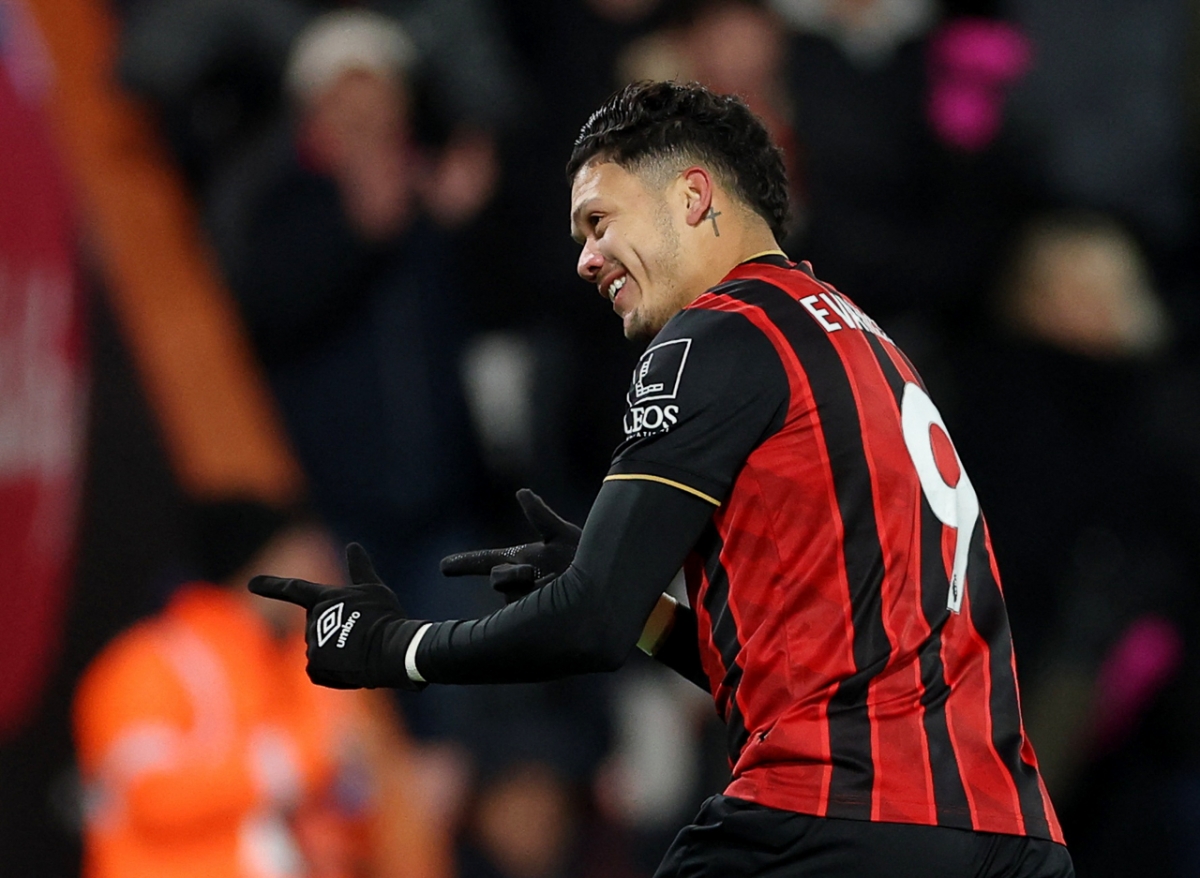 Evanilson ghi bàn mở tỉ số cho Bournemouth (Ảnh: Reuters)