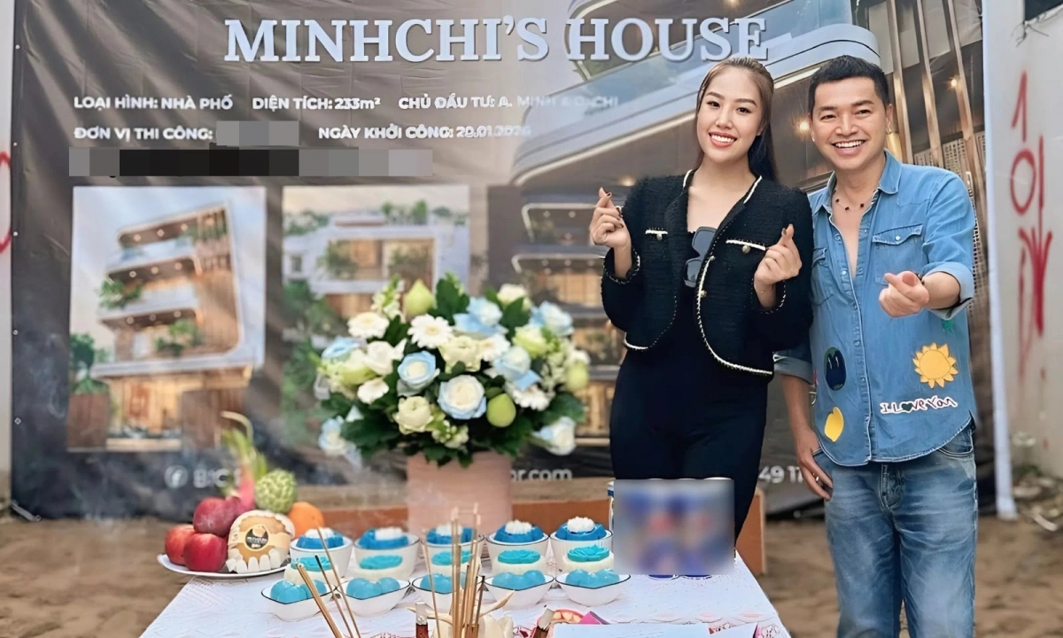 Nghệ sĩ Quang Minh cùng bạn gái 9X Tăng Khánh Chi làm lễ cúng động thổ, khởi công xây dựng nhà phố 233 m2.