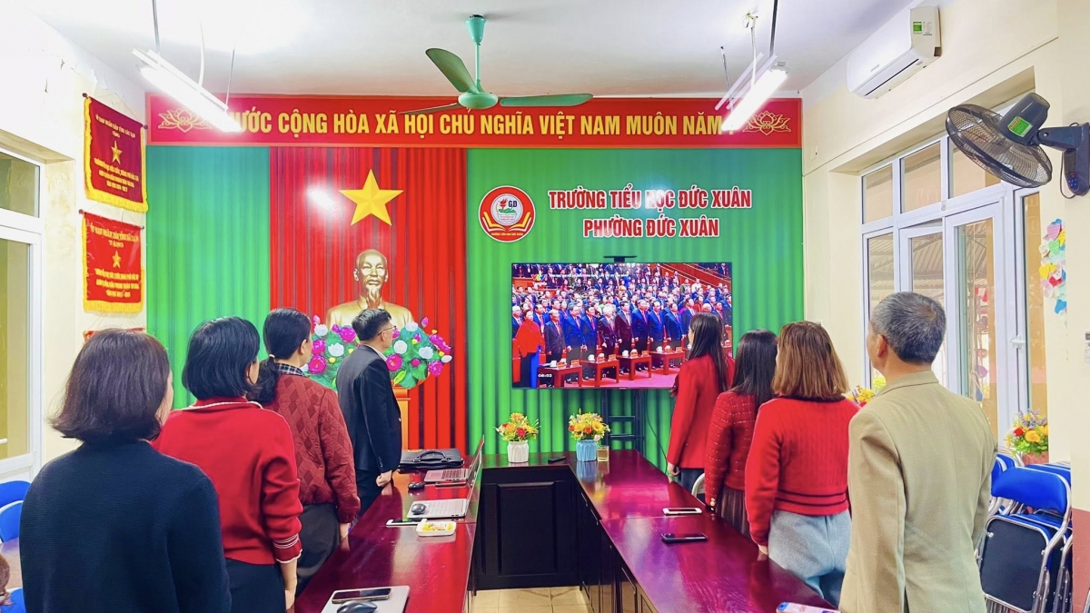 Các chi, đảng bộ theo dõi tường thuật trực tiếp phiên khai mạc Đại hội