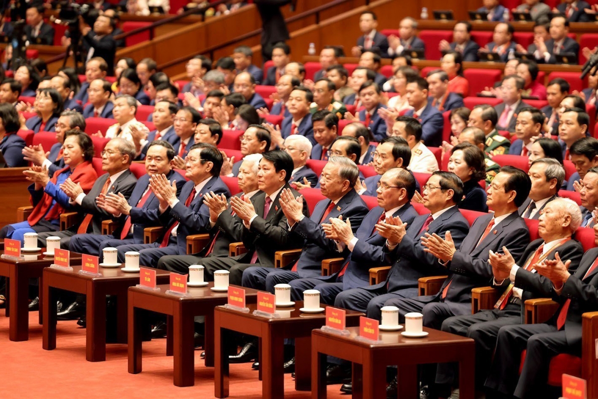 Các lãnh đạo, nguyên lãnh đạo Đảng và Nhà nước dự phiên khai mạc Đại hội XIV của Đảng. Ảnh: TTXVN