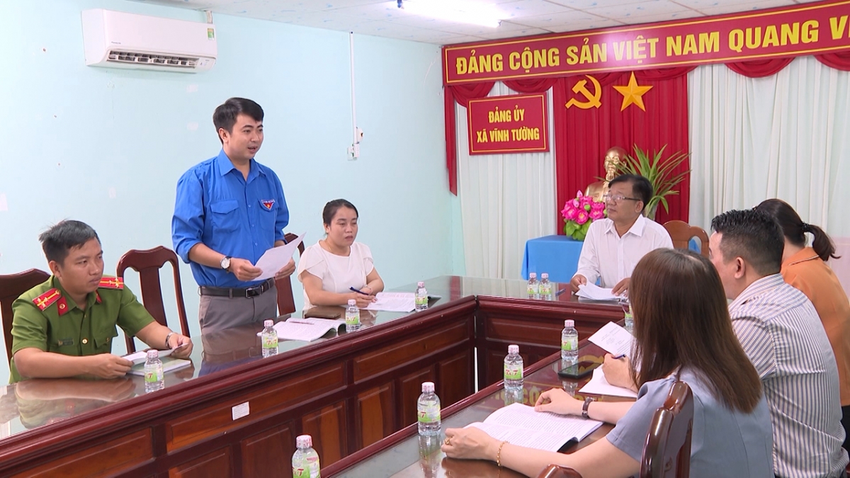 Cán bộ, đảng viên xã Vĩnh Tường, thành phố Cần Thơ đã có nhiều ý kiến đóng góp sâu sắc, tâm huyết, trách nhiệm đối với dự thảo các văn kiện quan trọng trình Đại hội XIV của Đảng.