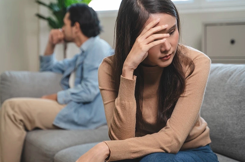 Vợ muốn biếu Tết nhà ngoại nhiều hơn vì bố mẹ vợ cho tôi ở rể. (Ảnh minh họa: ShutterStock)