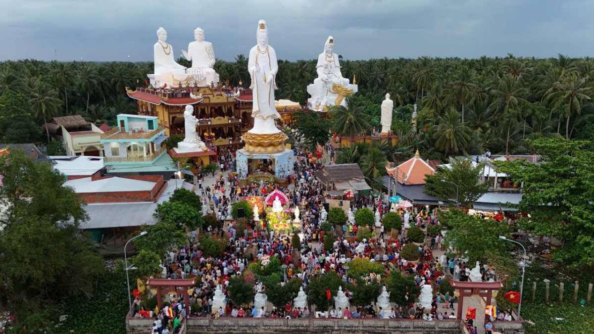 Chùa Liên Hoa- một trong những địa chỉ du lịch tâm linh nổi tiếng tại tỉnh Đồng Tháp