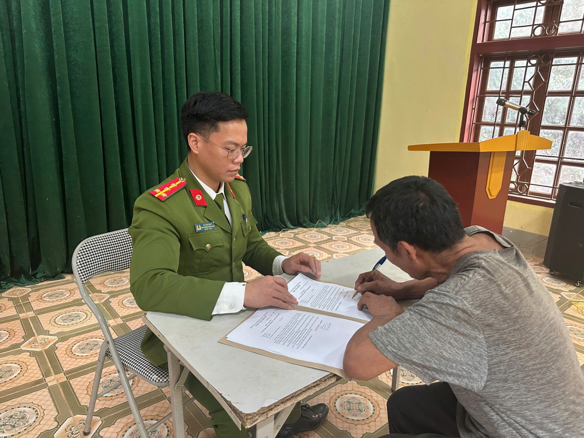 Cơ quan công an tiến hành lập biên bản xử lý theo quy định của pháp luật